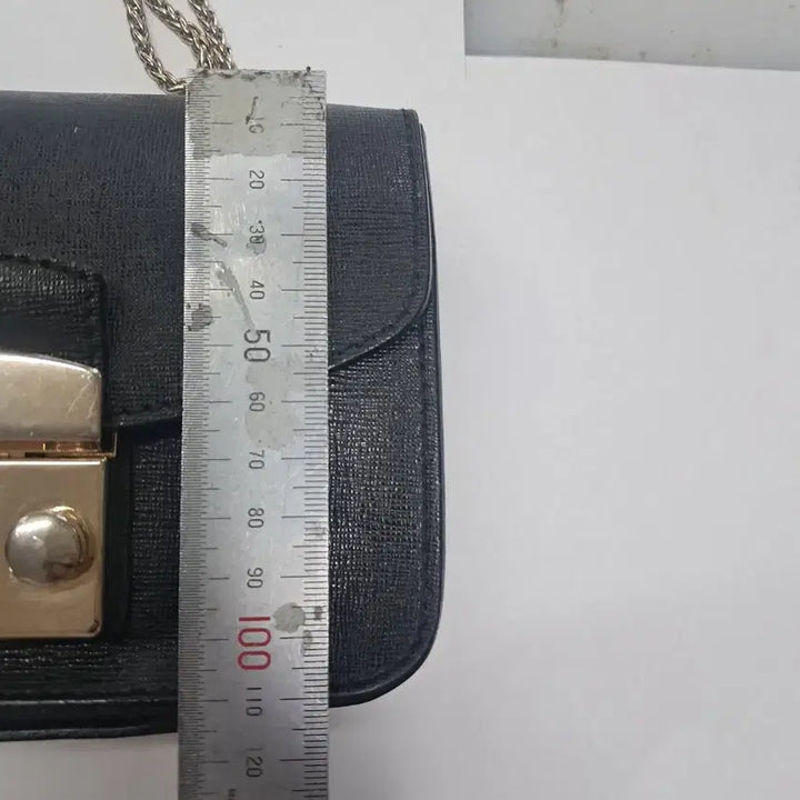 [BUNJANG] FURLA Black Leather Chain Crossbody Bag / 훌라 블랙 레더 체인 크로스백