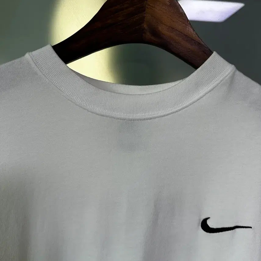 [BUNJANG] Stussy x Nike Collaboration Long Sleeve T-Shirt - White / 스투시 나이키 콜라보 긴팔 티셔츠 화이트