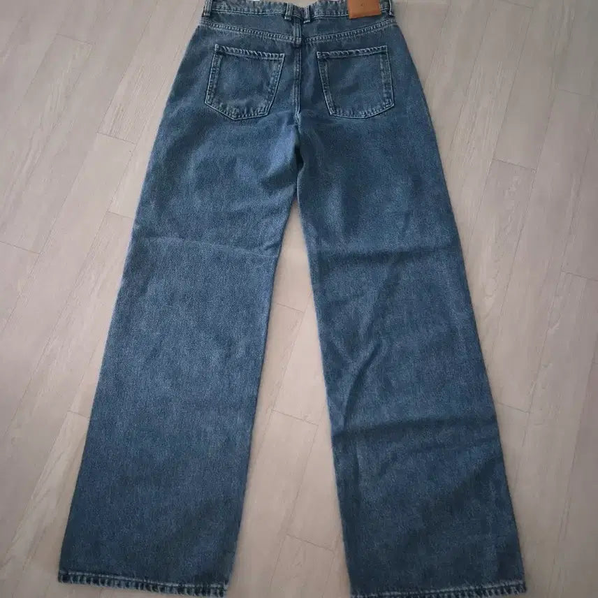 [BUNJANG] Zara Mid-Rise Straight Denim Pants Size 34 / ZARA 미드라이즈 스트레이트 데님 팬츠 34