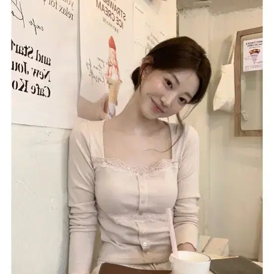[BUNJANG] Jennie-O Bell Lace Cardigan / 제니오 벨 레이스 가디건