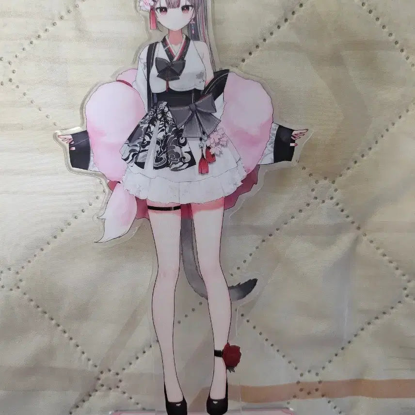 [BUNJANG] Stellive Youni &amp; Shiro 2025 Hanbok Bundle Acrylic Stand / 스텔라이브 유니,시로 2025 한복 아크릴 스탠드 일괄