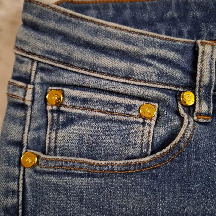 [BUNJANG] Chanel Bootcut Denim Jeans / 샤넬 부츠컷 데님 청바지