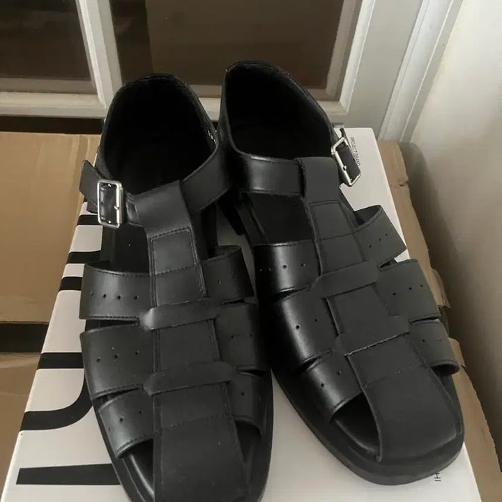 [BUNJANG] Romantic Move Fisherman Sandals Size 265 / 로멘틱무브 피셔맨샌들265 사이즈