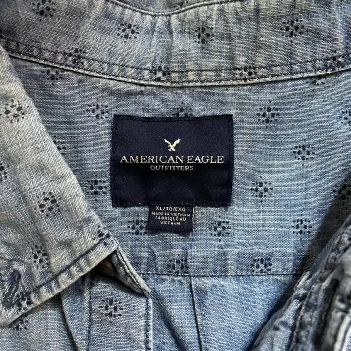 [BUNJANG] American Eagle Washed Oversized Short-Sleeve Shirt XL (105) / 아메리칸이글 데님 워싱 오버핏 셔츠 XL (105)