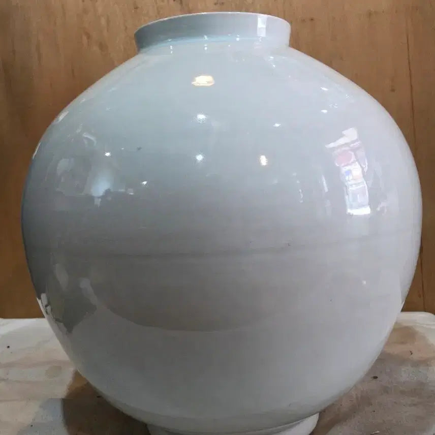[BUNJANG] Joseon Dynasty White Porcelain Moon Jar / 달항아리