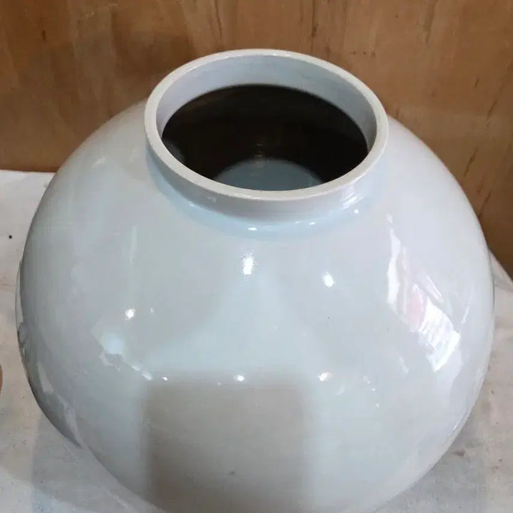 [BUNJANG] Joseon Dynasty White Porcelain Moon Jar / 달항아리