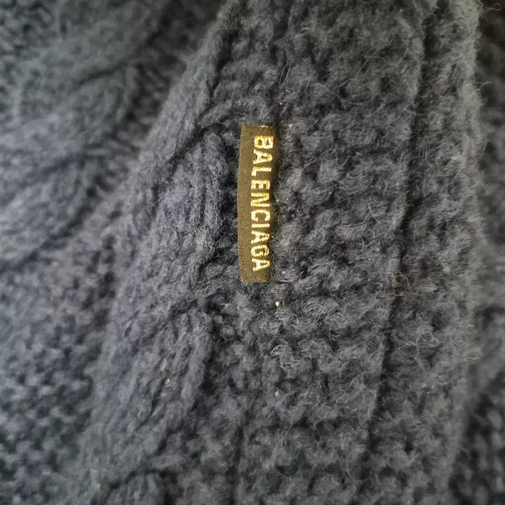 [BUNJANG] Balenciaga BB Mode Cable Knit Cardigan Navy Blue Wool Oversized Fit / 발렌시아가 BB 모드케이블 니트 가디건