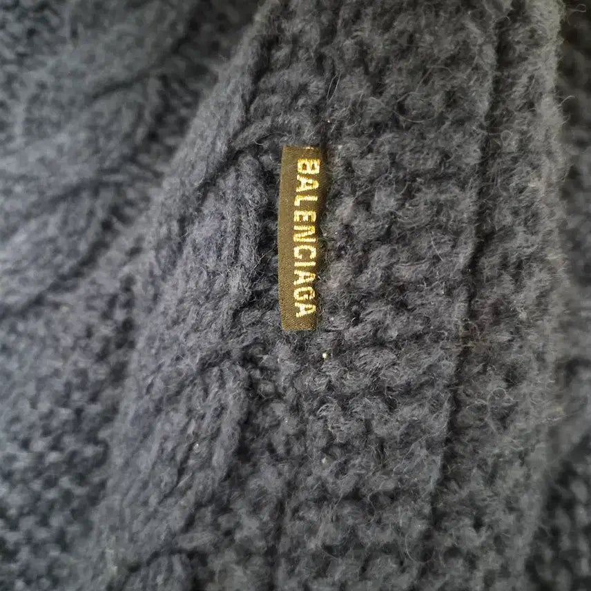 [BUNJANG] Balenciaga BB Mode Cable Knit Cardigan Navy Blue Wool Oversized Fit / 발렌시아가 BB 모드케이블 니트 가디건
