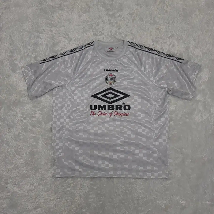 [BUNJANG] Umbro HBL OG Sidetape Crewneck Size 105 / 엄브로 HBL OG 사이드테이프 크루넥 105