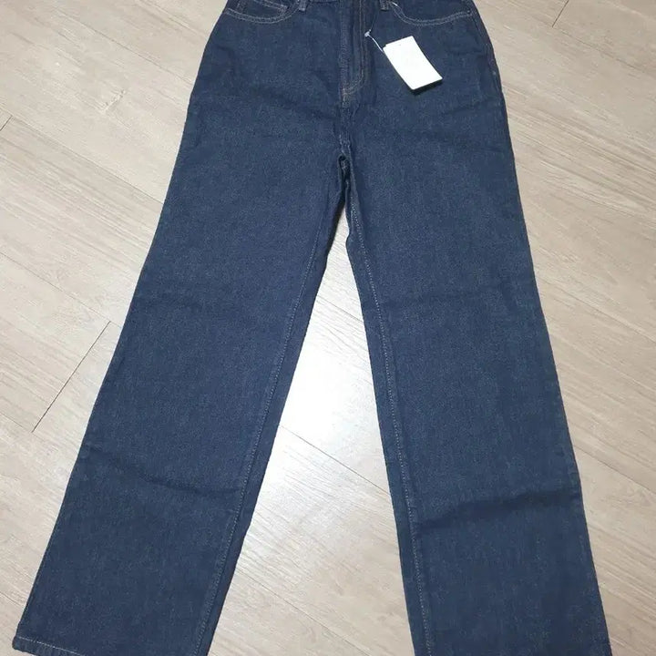 [BUNJANG] 8seconds Semi Wide Fit Indigo Jeans / 에잇세컨즈 청바지