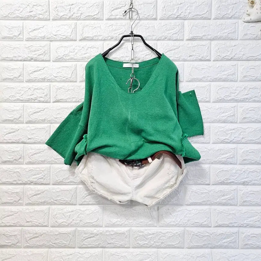 [SOLD OUT] 그린 브이넥 티셧