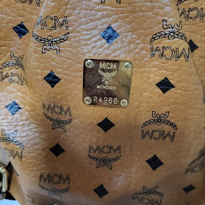 [BUNJANG] MCM Shoulder Bag / 엠씨엠 가방