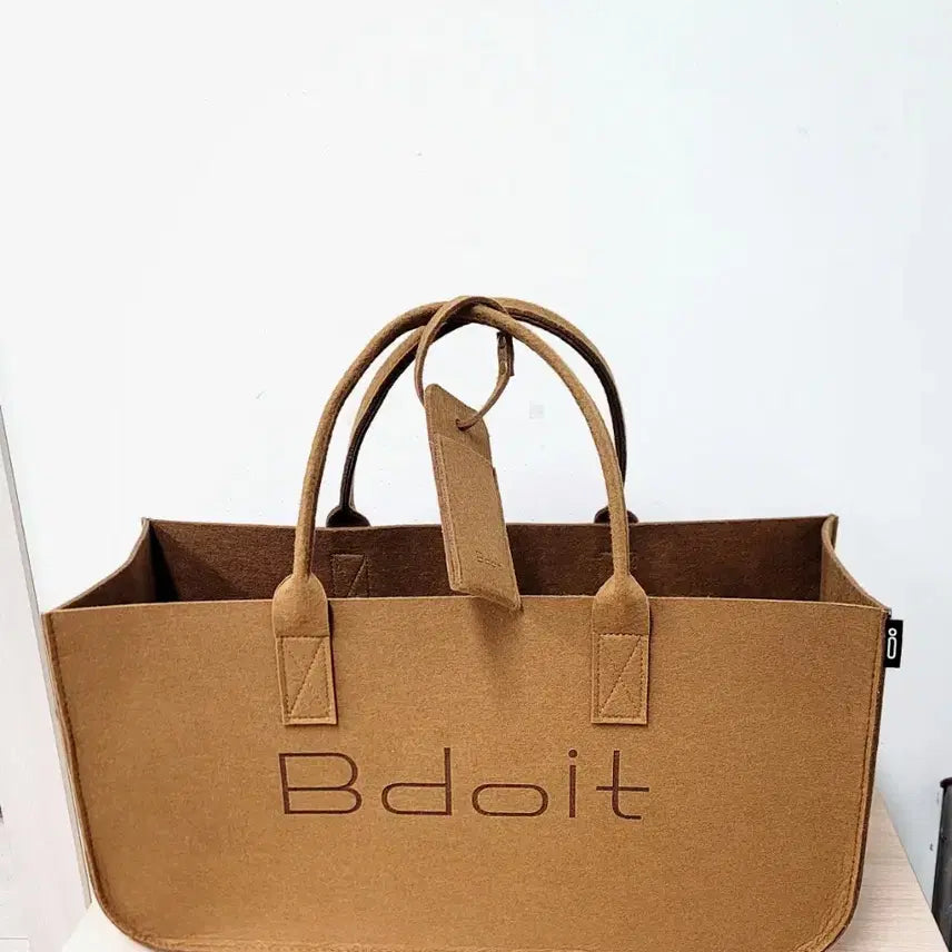 [BUNJANG] Bdoit Felt Tote Bag Brown / Bdoit 브도잇 펠트 토트백 브라운