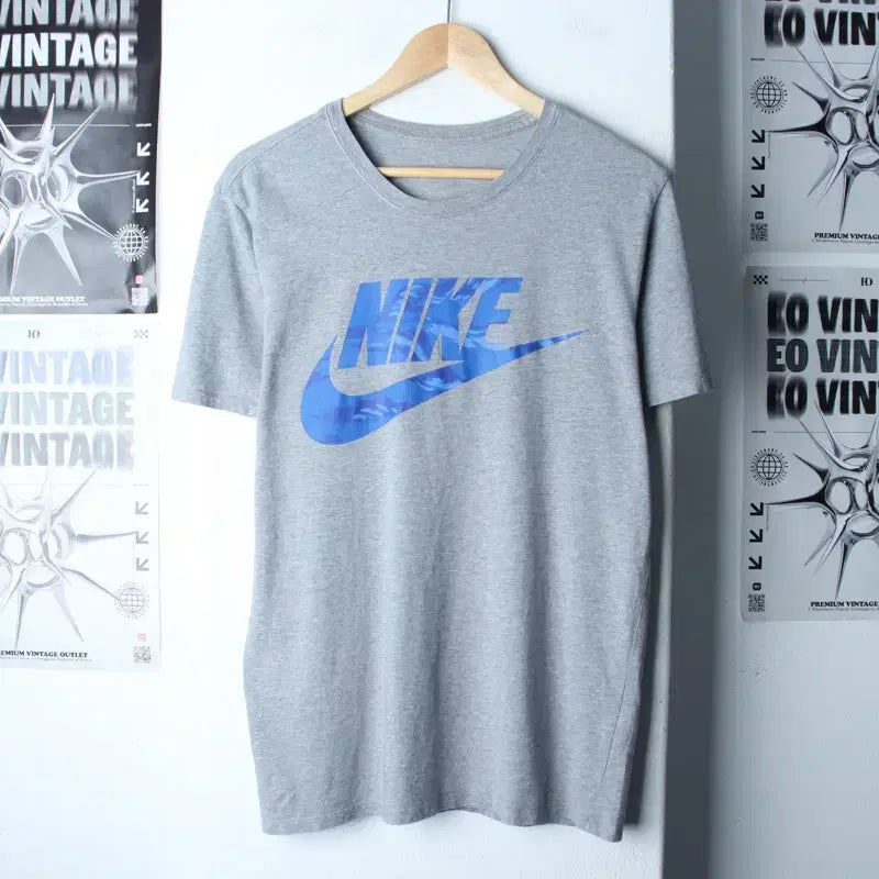 [BUNJANG] Nike Big Logo Camo T-Shirt / (L) 나이키 반팔 티셔츠 빅로고 카모 그레이 올드스쿨-7614