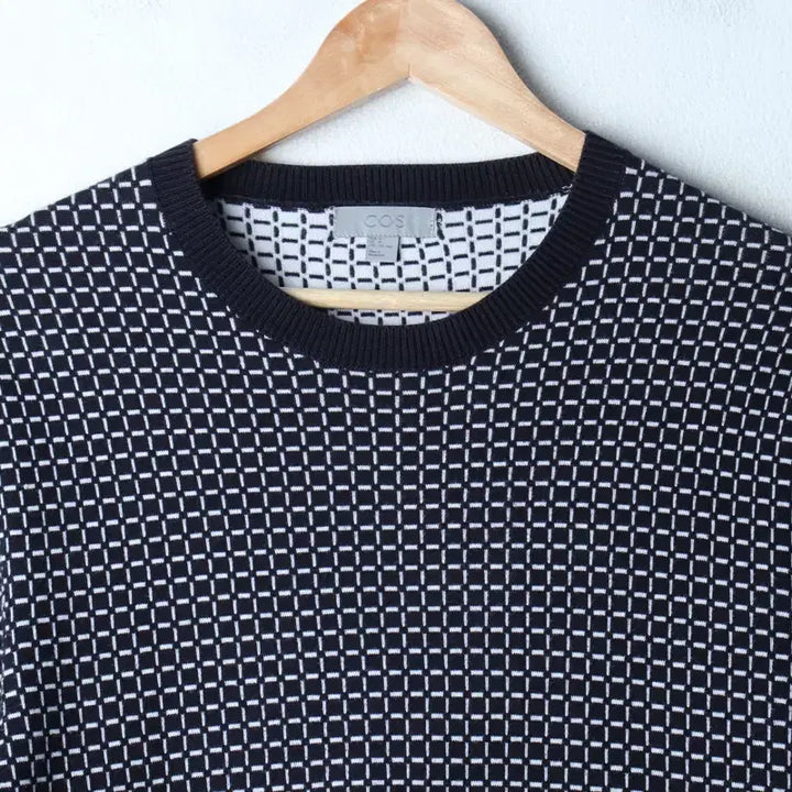 [BUNJANG] COS Short Sleeve T-Shirt Knit Pattern Navy / (L) 코스 반팔 티셔츠 니트 패턴 네이비 놈코어-761C