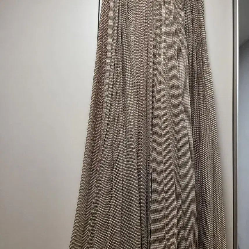 [BUNJANG] TIME 2022 Long Pleated Skirt / 22년 타임 롱플리츠 스커트
