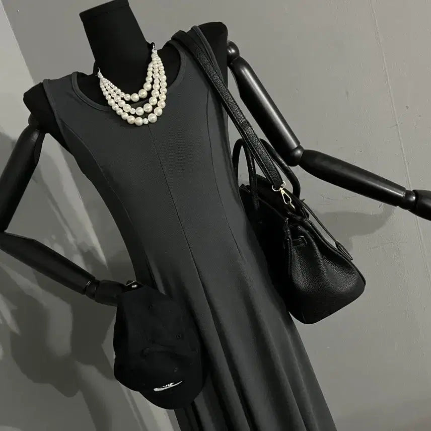 [BUNJANG] Pintuck A-Line Sleeveless Maxi Dress / 핀탁나시롱원피스/나시롱원피스/A라인롱원피스