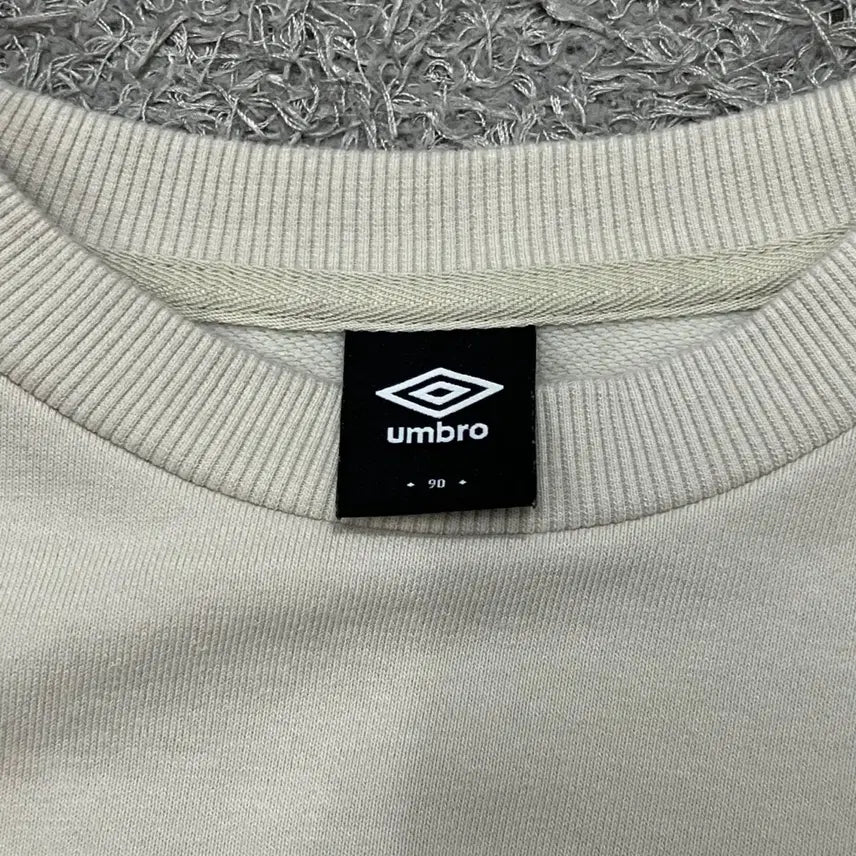 [BUNJANG] Umbro Sweatshirt Size 90 / [90] 엄브로 맨투맨