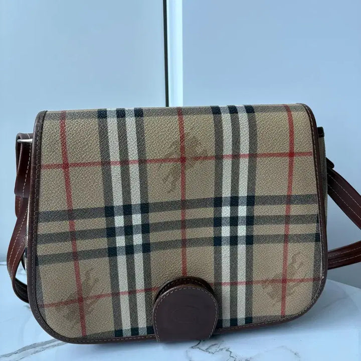 [BUNJANG] Burberry Nova Check Vintage Saddle Bag / 버버리 노바체크 빈티지 새들백