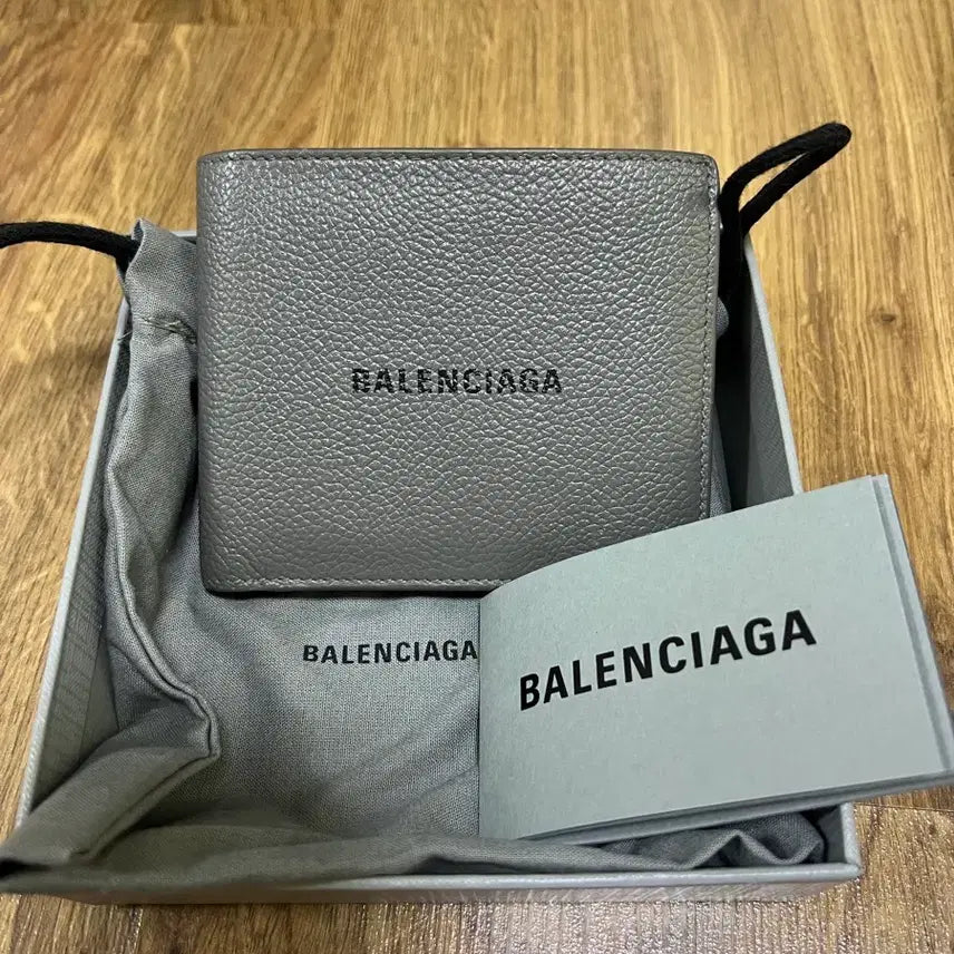 [BUNJANG] Balenciaga Men&