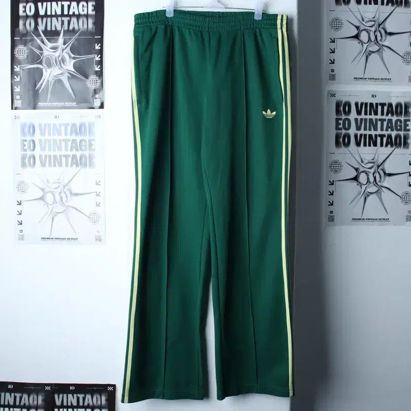 [BUNJANG] Adidas 00s Training Pants XL-2XL / (XL-2XL) 아디다스 트레이닝복 바지 00s 년대 희귀-2631