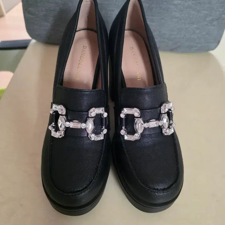 [BUNJANG] Black Cubic Loafer Heels (10cm) / 블랙 큐빅 로퍼힐 10cm