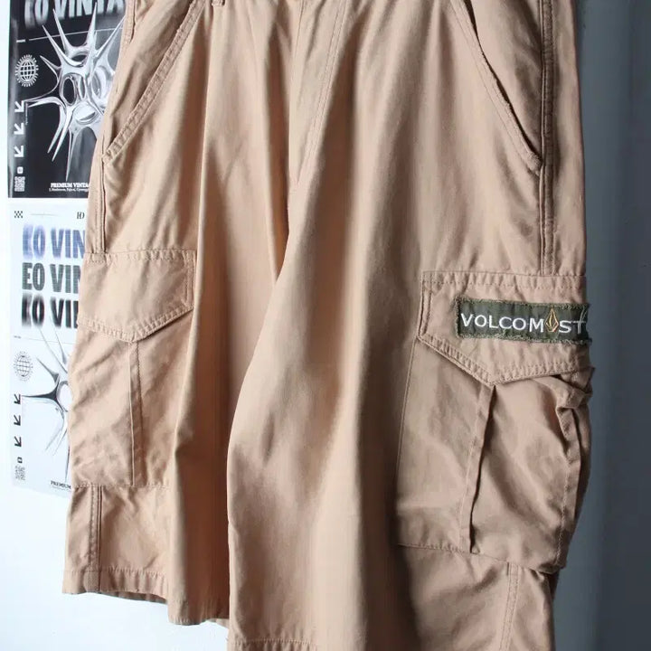 [BUNJANG] Volcom Cargo Bermuda Shorts Beige 2XL / (2XL) 볼컴 반바지 팬츠 빅사이즈 카고 베이지 버뮤다-2646