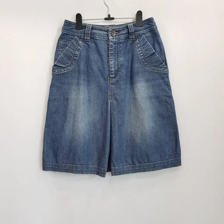 [BUNJANG] Vintage Y2K Mid-Wash Denim Midi Skirt with Panel Detail / 빈티지 y2k 중청 워싱 절개 스판 데님 미디 스커트 여25 Q601