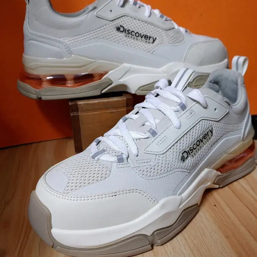 [BUNJANG] Discovery Bucket D Walker Air Sneakers (US 8.5 / 265mm) / (거의새것)디스커버리 버킷디워커 에어(US8.5표기265 추천사이즈260