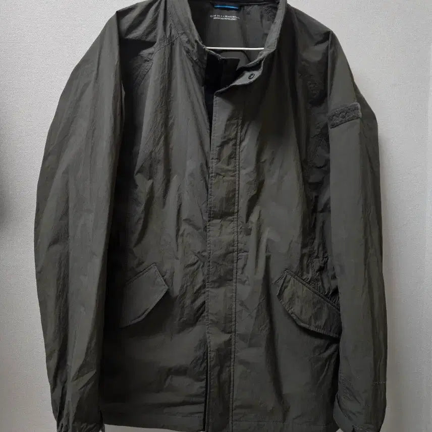 [BUNJANG] Columbia Omni-Shield Windbreaker Jacket / 콜럼비아 옴니쉴드 자켓 105