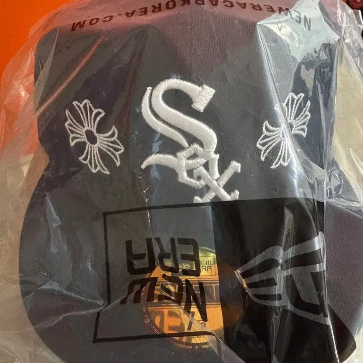 [BUNJANG] New Era Chicago White Sox Chrome Hearts Custom Snapback Hat / 뉴에라 시카고 삭스 크롬아츠 커스텀
