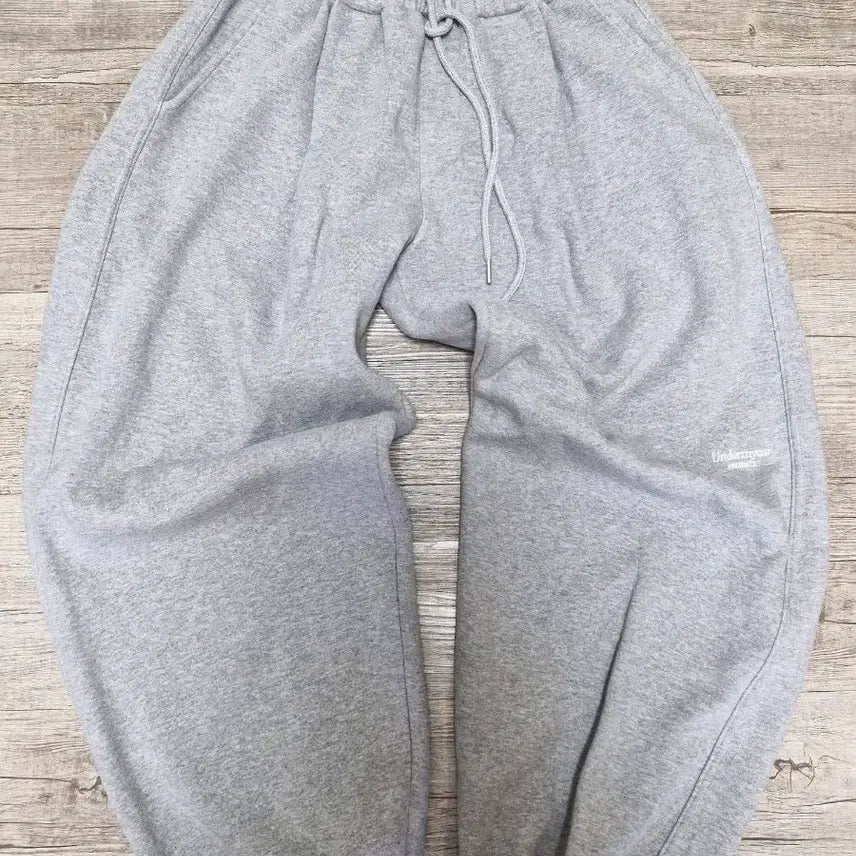 [BUNJANG] Undermycar Sweatpants / 언더마이카 스웻팬츠