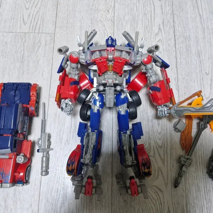 [BUNJANG] Transformers ROTF Leader Class Optimus Prime Figure / 트랜스포머 오토봇 리더급 옵티머스 프라임 완구 피규어