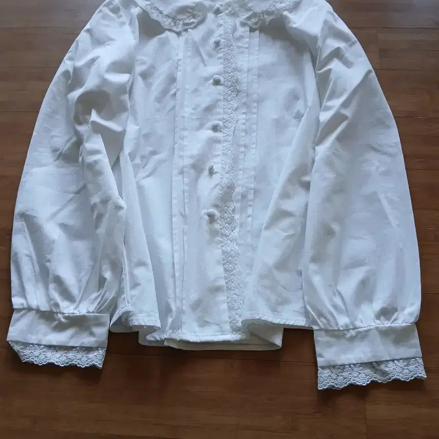 [BUNJANG] Lace Collar White Blouse / 레이스 카라 화이트 블라우스