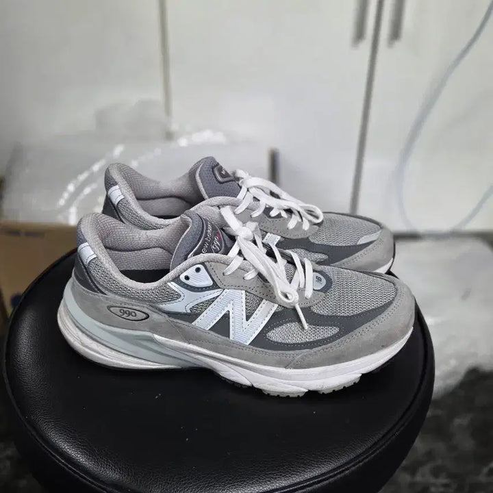 [BUNJANG] New Balance 990 v6 Grey 260 / [260] 뉴발란스 990 v6 그레이