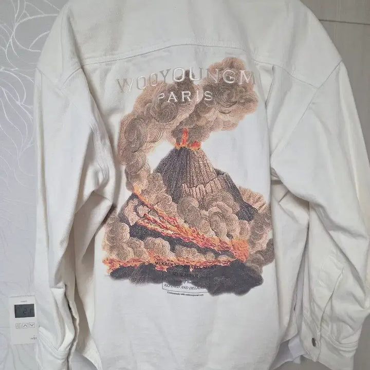 [BUNJANG] Wooyoungmi Volcano Denim Jacket (Size 48) / 우영미 볼케이노 데님자켓(48)