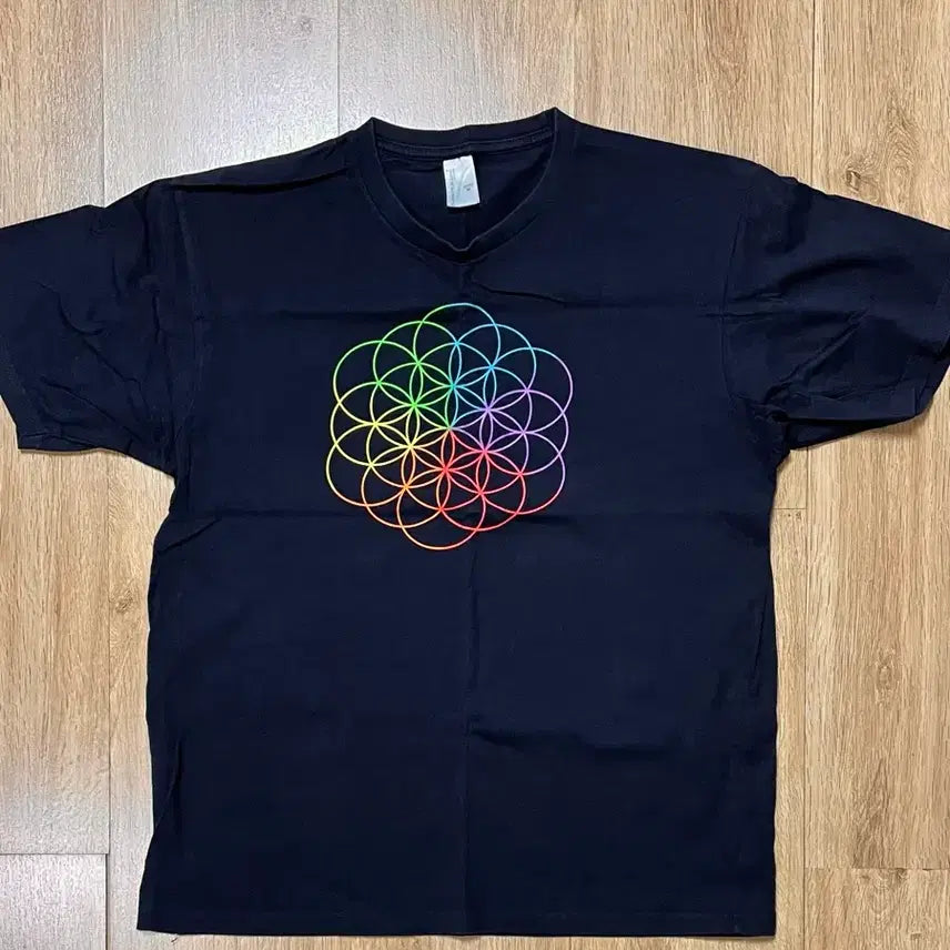 [BUNJANG] Coldplay 2017 Seoul Concert Official Merchandise T-Shirt (Dark Navy, Size M) / 택포) 콜드플레이 2017 내한공연 공식 머천다이즈 티셔츠 락밴드 락티
