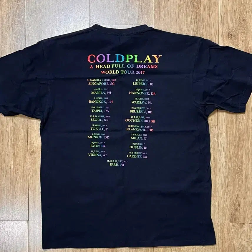 [BUNJANG] Coldplay 2017 Seoul Concert Official Merchandise T-Shirt (Dark Navy, Size M) / 택포) 콜드플레이 2017 내한공연 공식 머천다이즈 티셔츠 락밴드 락티