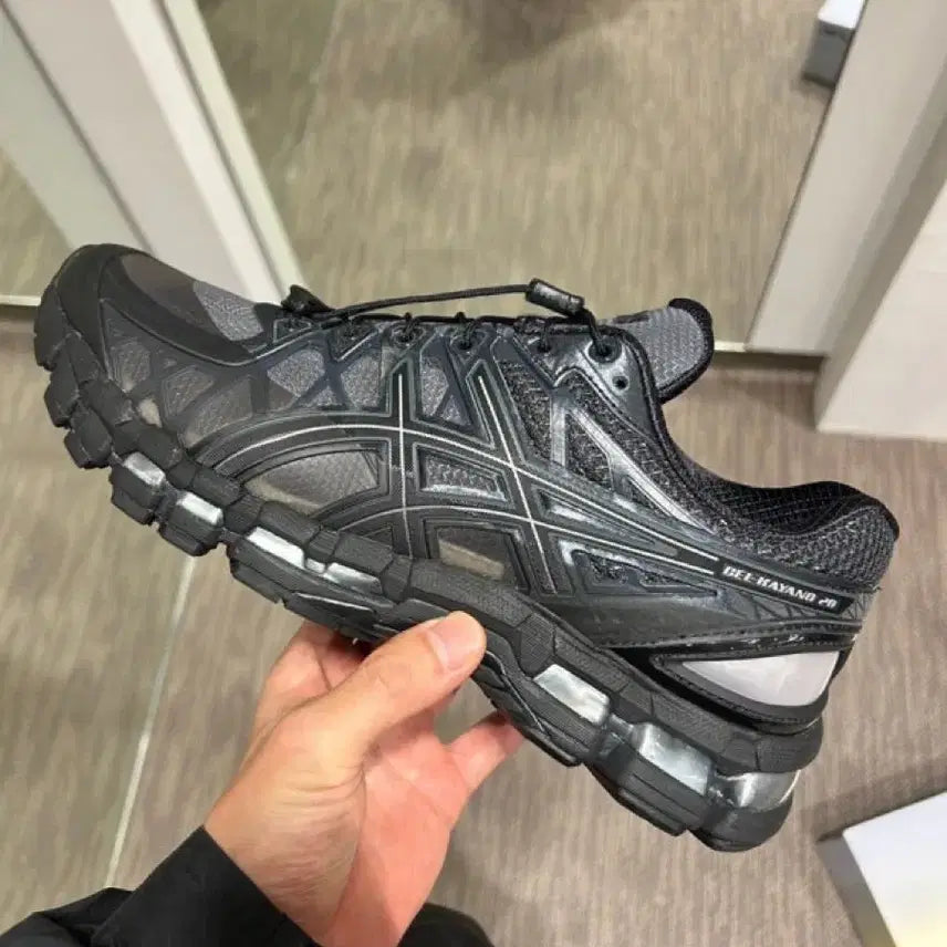[BUNJANG] ASICS Gel-Kayano 20 x Unaffected Sneakers (275) / 아식스 젤카야노20 X 언어펙티드 [275]
