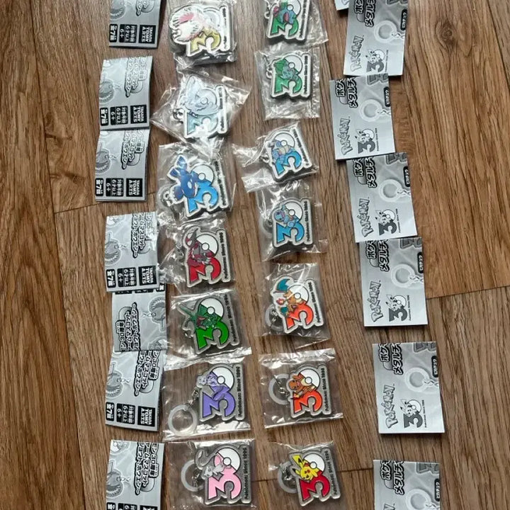 [BUNJANG] Pokemon 30th Anniversary Metal Charm Full Set Bundle / (희귀)포켓몬30주년 메탈참 전종 풀셋 일괄판매 리자몽 거북왕 레쿠쟈등