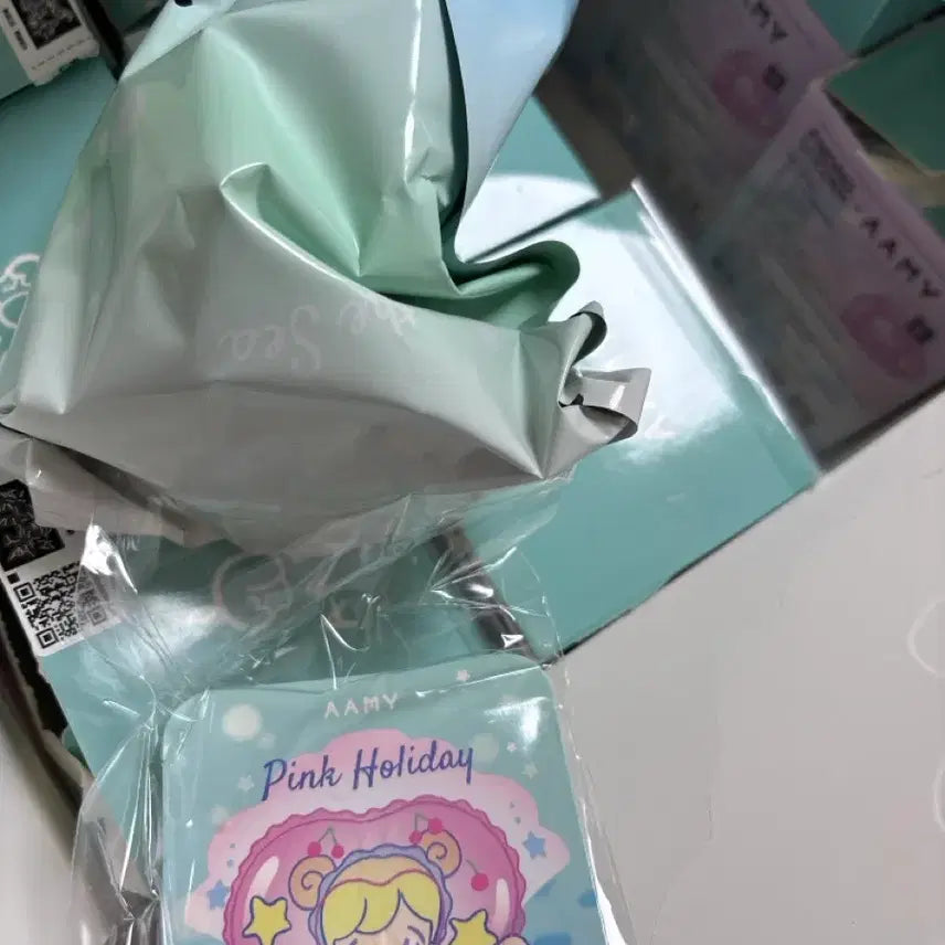 [BUNJANG] AAMY Pink Holiday Figure (Sealed) / 미개봉 AAMY 피규어 핑크홀리데이