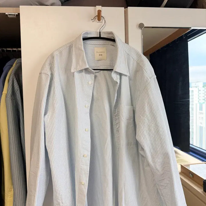 [BUNJANG] Uniqlo JW Anderson Striped Shirt / 유니클로 JW앤더슨 스트라이프 셔츠 L