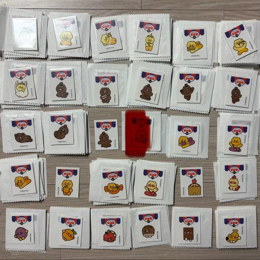 [BUNJANG] Byul Dalkom Chunsik Ttibsseul Sticker Set (36 Types) / 별달콤 춘식이 띠부씰 36종 판매