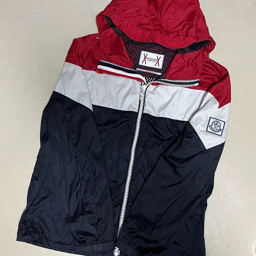 [BUNJANG] Moncler Gamme Bleu Windbreaker Size 2 / 몽클레어 감마블루 바람막이 [2사이즈]