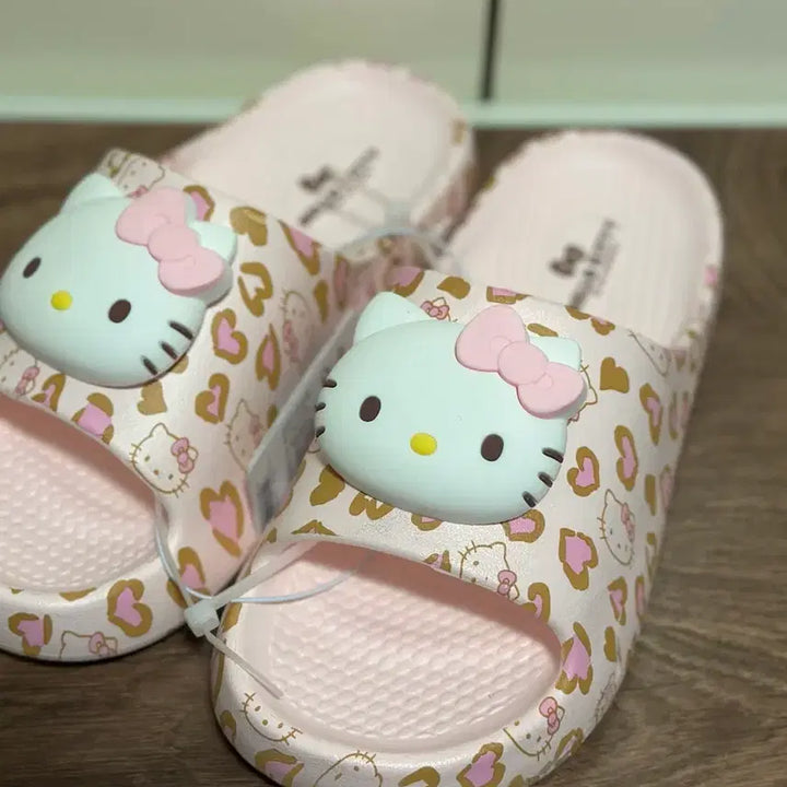 [BUNJANG] Hello Kitty Pink Leopard Print Slippers / <당일발송> 헬로키티 핑크 호피 레오파드 슬리퍼