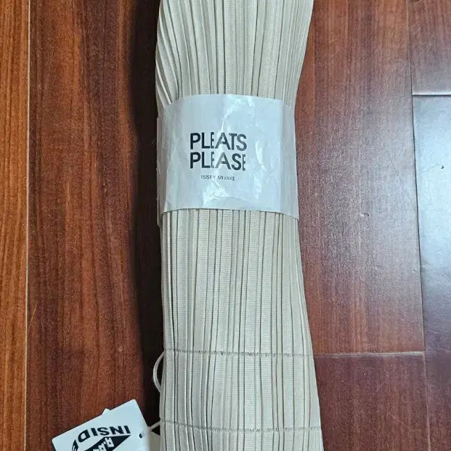 [BUNJANG] Pleats Please Issey Miyake Soft Top Ivory (New) / 플리츠플리즈 소프트 탑 아이보리(새상품)