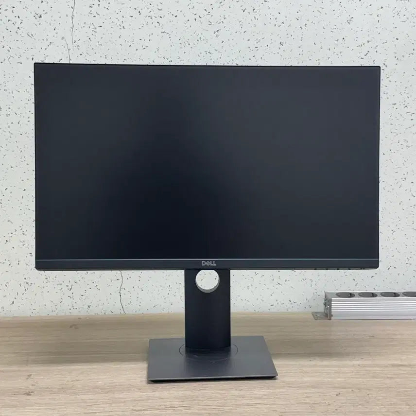 [BUNJANG] DELL P2419H 24-inch FHD IPS Monitor with Pivot Stand / DELL P2419H 24인치 모니터 개발자용피벗모니터