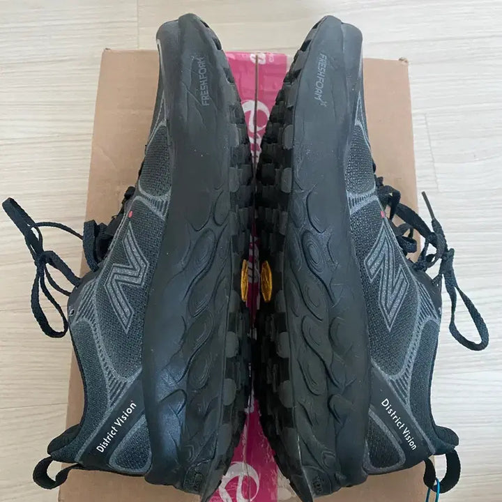 [BUNJANG] New Balance District Vision Hierro v8 Shoes / 뉴발란스 디스트릭트비전 이에로 v8 district vision