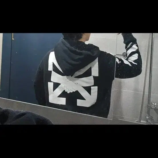 [BUNJANG] Off-White Hoodie, Knitwear, and Cardigan Bundle / 정품 오프화이트 후드티 , 각종 니트 , 반팔가디건 등 최저가 떨이