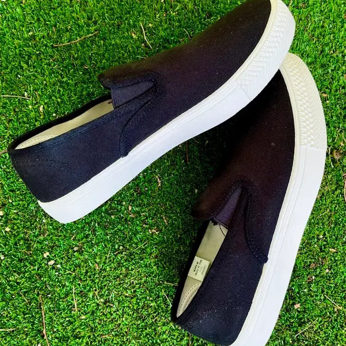 [BUNJANG] Black Canvas Slip-On Flats / 검정색 슬립온 단화